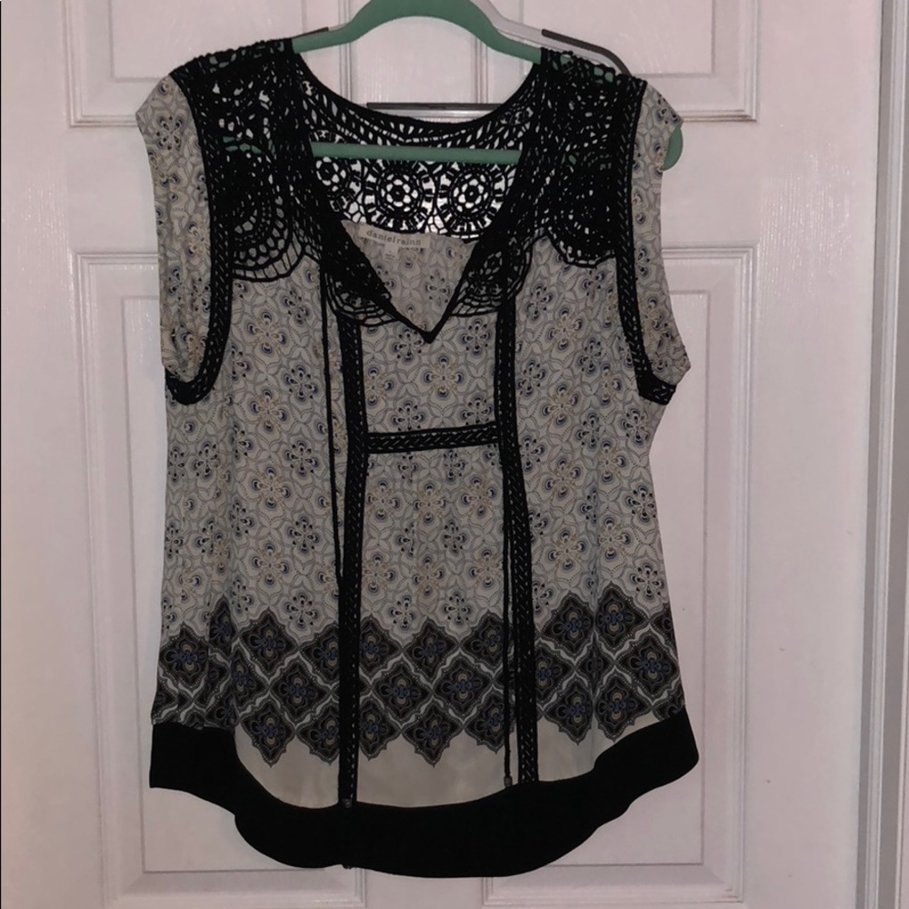 Cap sleeve top